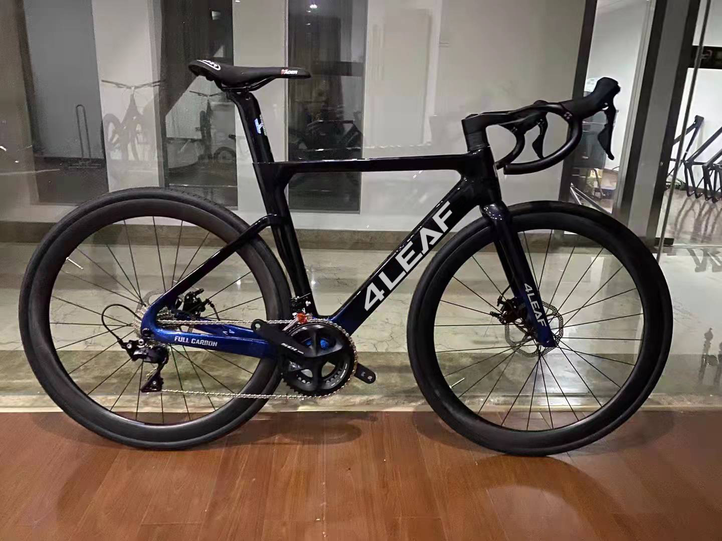 Bicicletta Gravel Urbana 700x4 - Cycling Commute Training recensione e prezzo